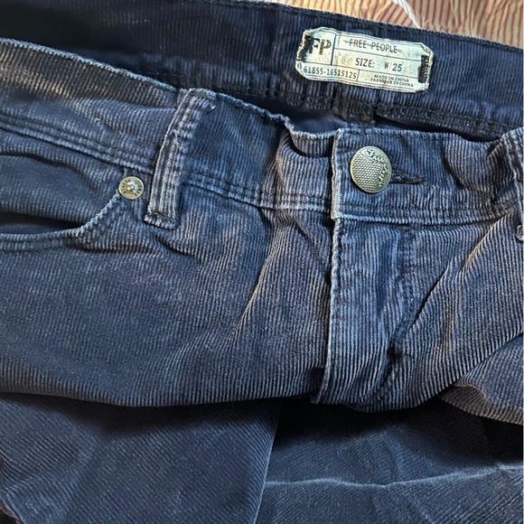 FREE PEOPLE Navy Blue Stretchy Corduroy Pants Skinny - Picture 6 of 6